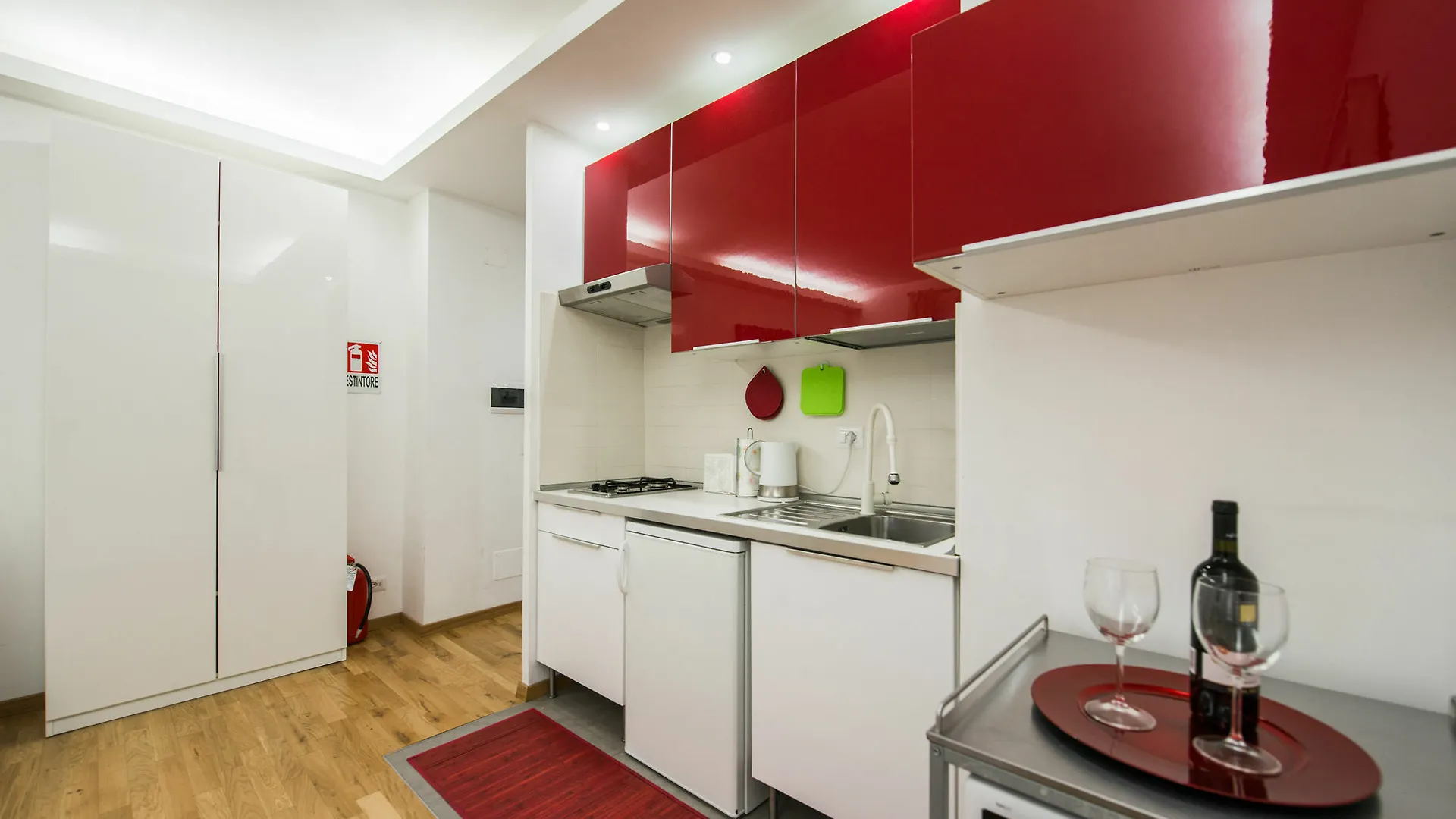 Saint Peter Apartment Roma 0*,  Italia